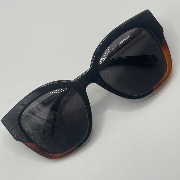 Salvatore Ferragamo sunglasses - Picture 5 of 5